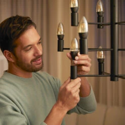 Philips Hue White Ambiance E14 4.6W 350lm Filament 12 Philips Hue White Ambiance E14 4.6W 350lm Filament -Philips Hue Shop 10003064 4