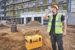 Philips Hue Lily Outdoor LED Smart Extension Spike Spotlight Black 8W 600lm -Philips Hue Shop 252HT A4