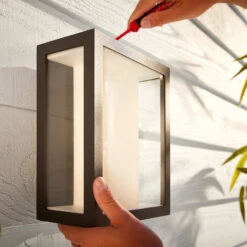 Philips Hue White+Color Impress Wall Light, Wide -Philips Hue Shop 7534109 7