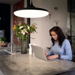 Philips Hue White Ambiance Cher Hanging Lamp Black -Philips Hue Shop 7534197 2