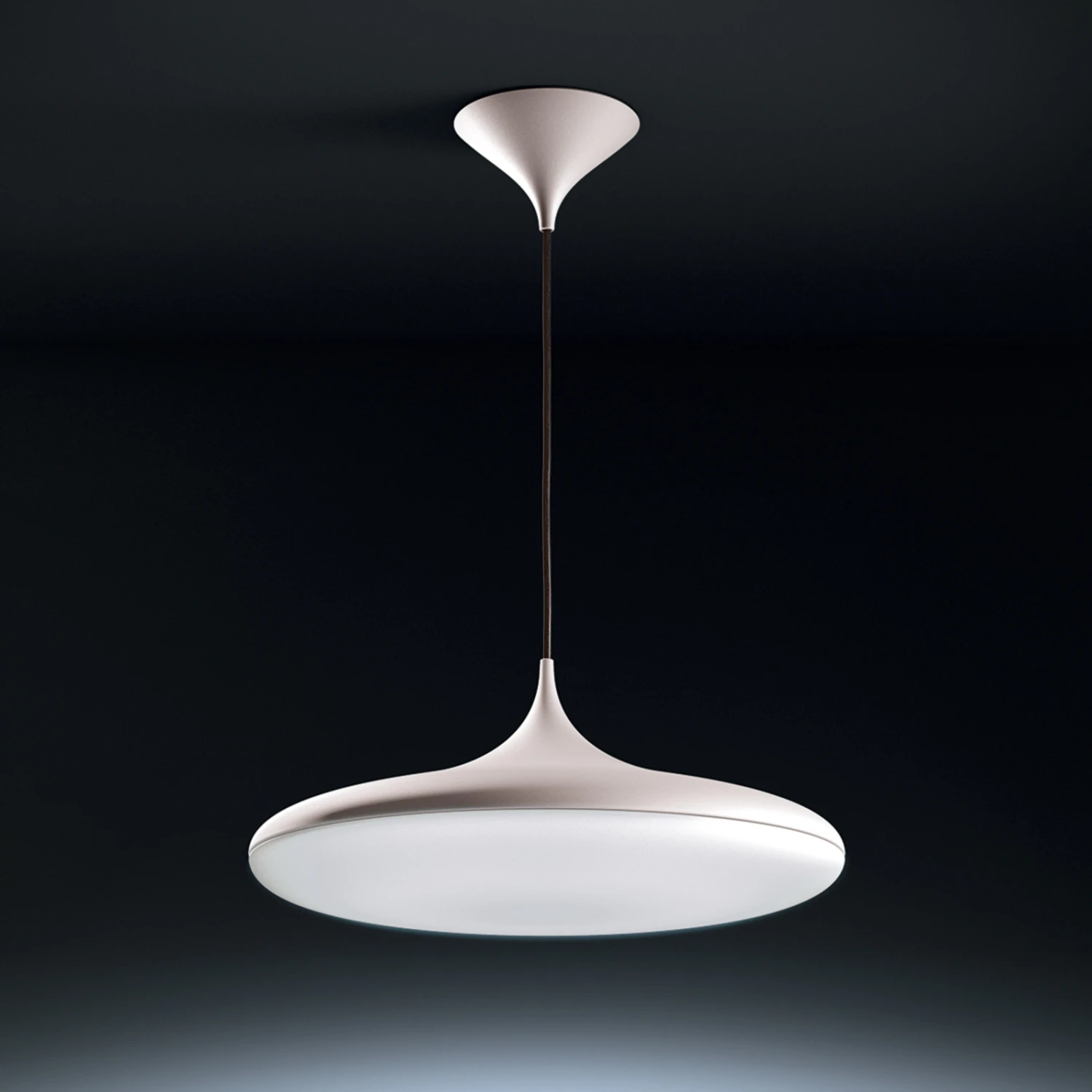 Philips Hue White Ambiance Cher Hanging Lamp White 5 Philips Hue White Ambiance Cher Hanging Lamp White - Image 3