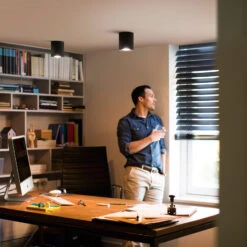 Philips Hue White Ambiance Pillar LED Spot Black -Philips Hue Shop 7534236 7