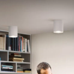 Philips Hue White Ambiance Pillar LED Spot, White -Philips Hue Shop 7534238 1