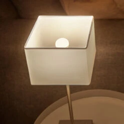 Philips Hue GU10 Golf Ball LED Bulb E14 5.7W 2700K -Philips Hue Shop 7534274 5