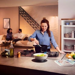 Philips Hue White Ambiance E27 LED Bulb 8W 1100lm -Philips Hue Shop 7534320 4