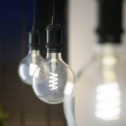 Philips Hue E27 7W LED Bulb Giant Globe Filament -Philips Hue Shop 7534338 6