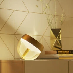 Philips Hue Iris WACA LED Table Lamp, Gold -Philips Hue Shop 7534343 5
